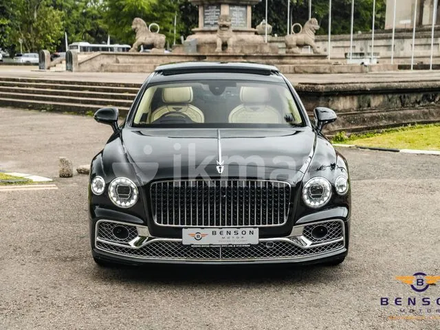 Bentley Flying Spur 2024 photo 2
