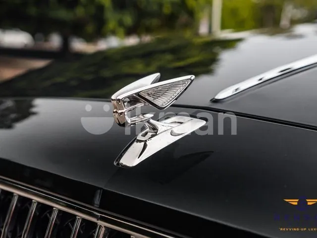 Bentley Flying Spur 2024 photo 3