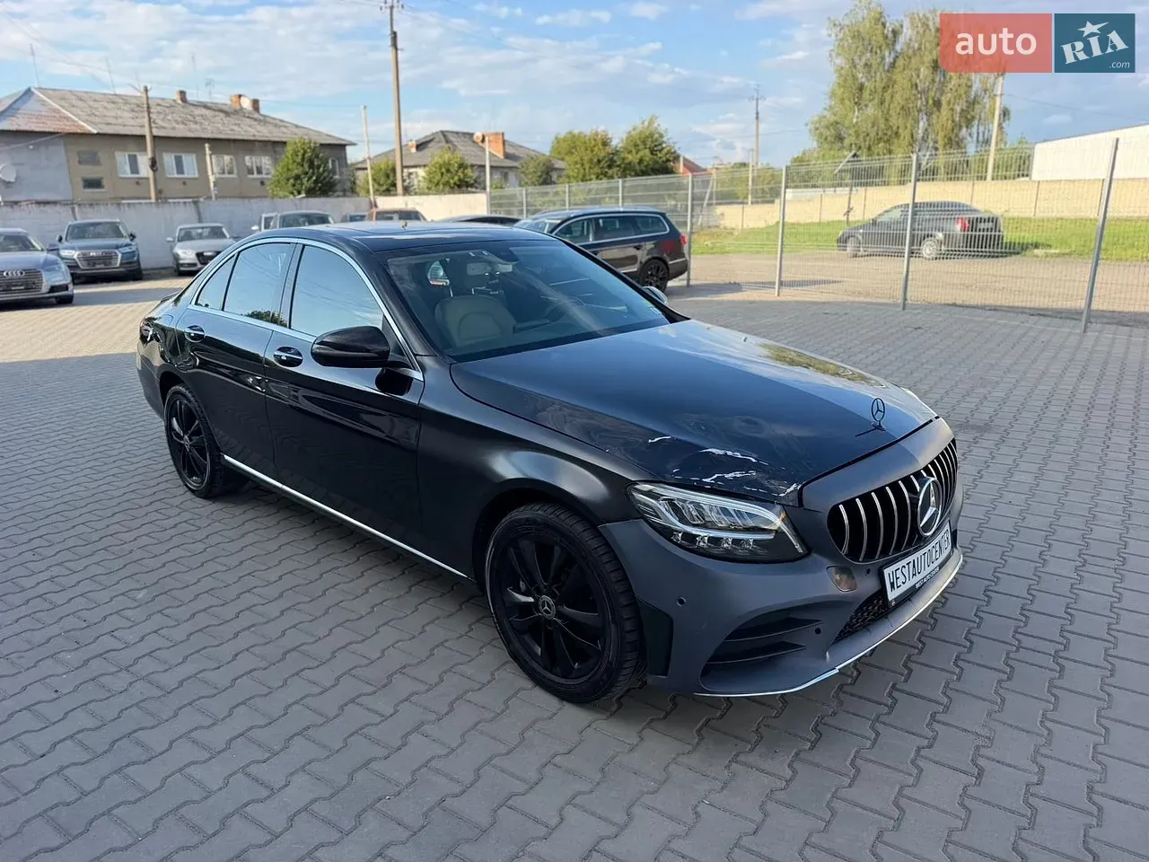 Mercedes-Benz C-Class 2019 photo 3