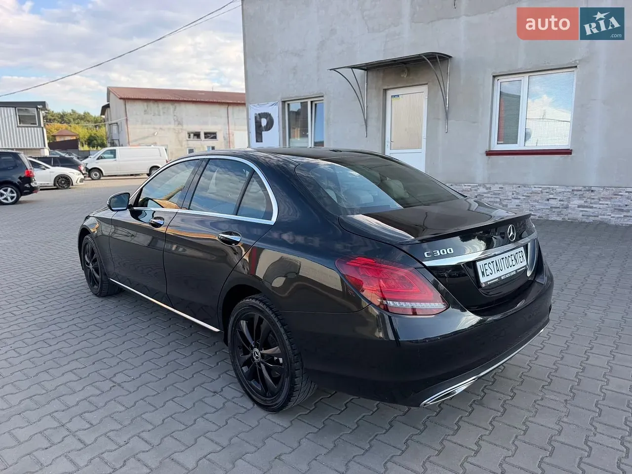 Mercedes-Benz C-Class 2019 photo 5