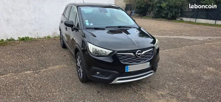 Opel Crossland X