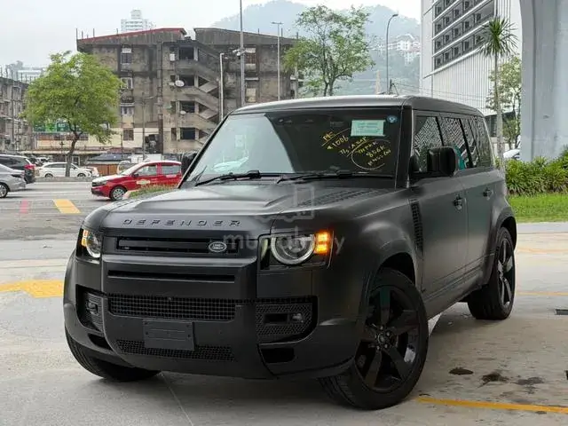 Land Rover Defender 110