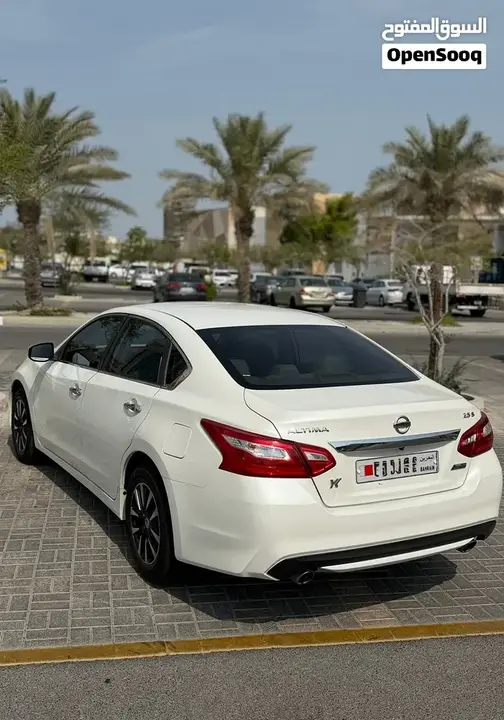 Nissan Altima