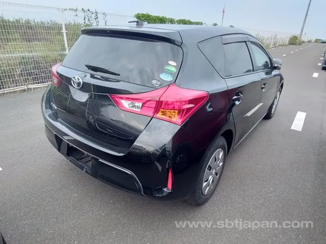 Toyota Auris 2013 photo 4