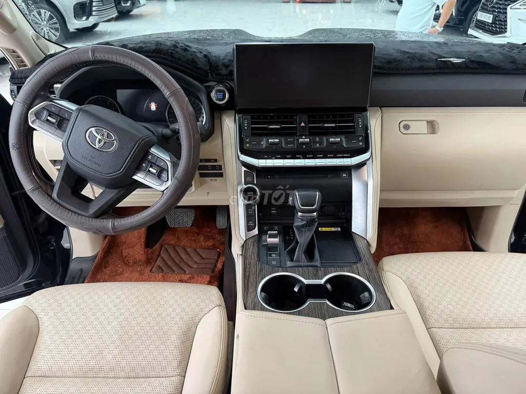 Toyota Land Cruiser Lc300 2024 photo 5