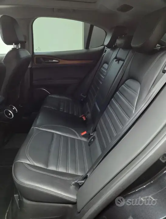 Alfa Romeo Stelvio 2021 photo 5