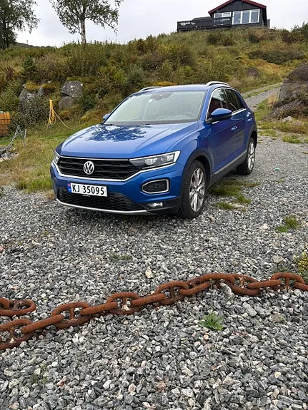 Volkswagen T-Roc 2018 photo 3