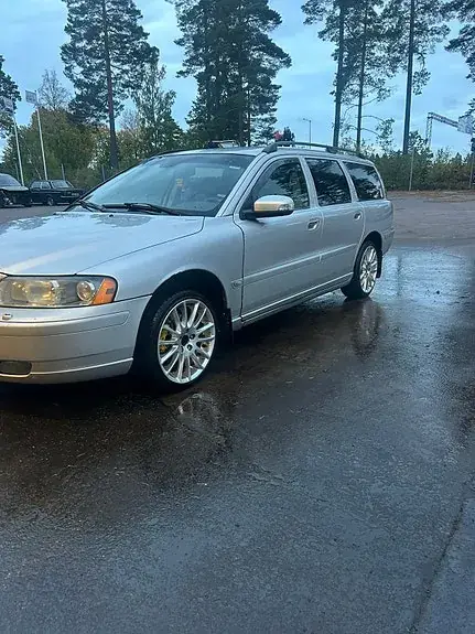 Volvo V70 2008 photo 2