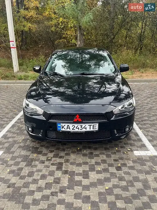 Mitsubishi Lancer