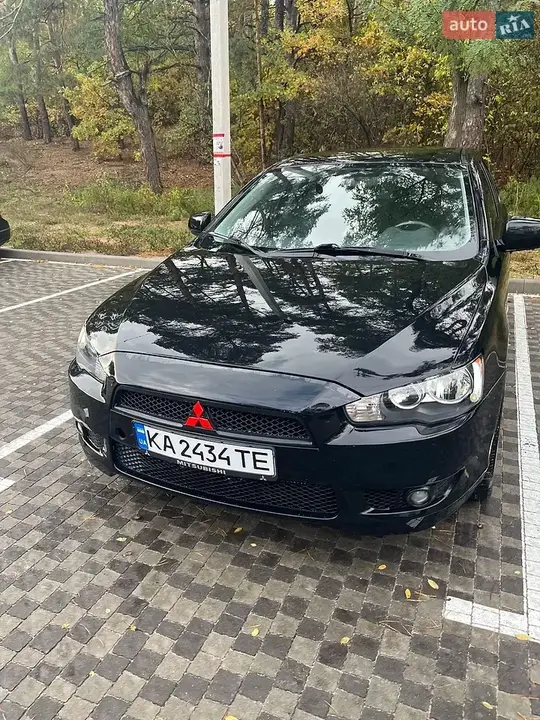 Mitsubishi Lancer 2010 photo 3