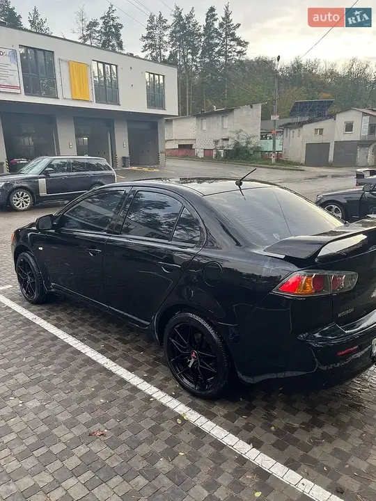 Mitsubishi Lancer 2010 photo 5