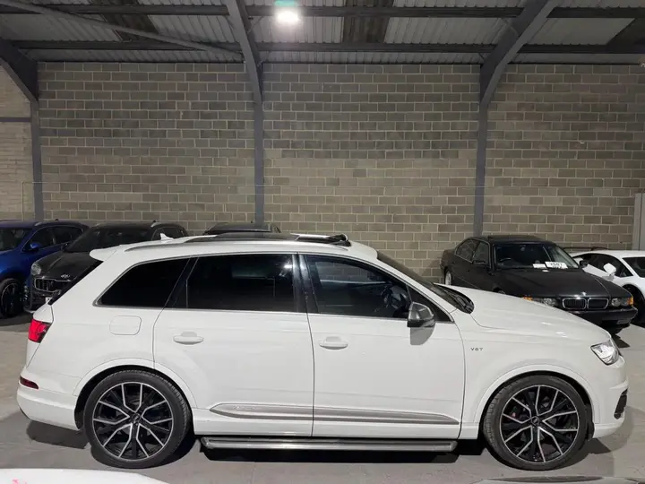 Audi Sq7 2017 photo 2