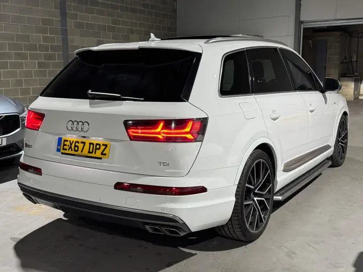 Audi Sq7 2017 photo 3