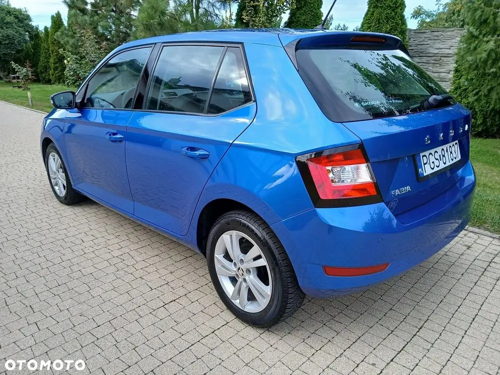 Skoda Fabia 2020 photo 2