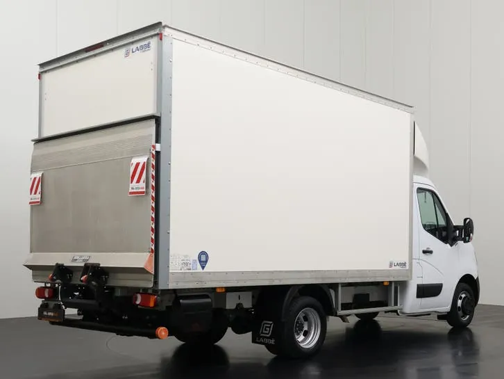 Renault Master 2024 photo 2