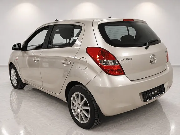 Hyundai I20 2009 photo 4