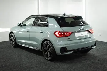 Audi A1 2026 photo 4