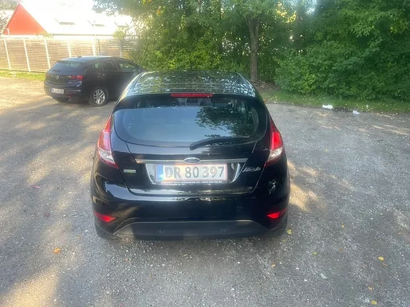 Ford Fiesta 2014 photo 4