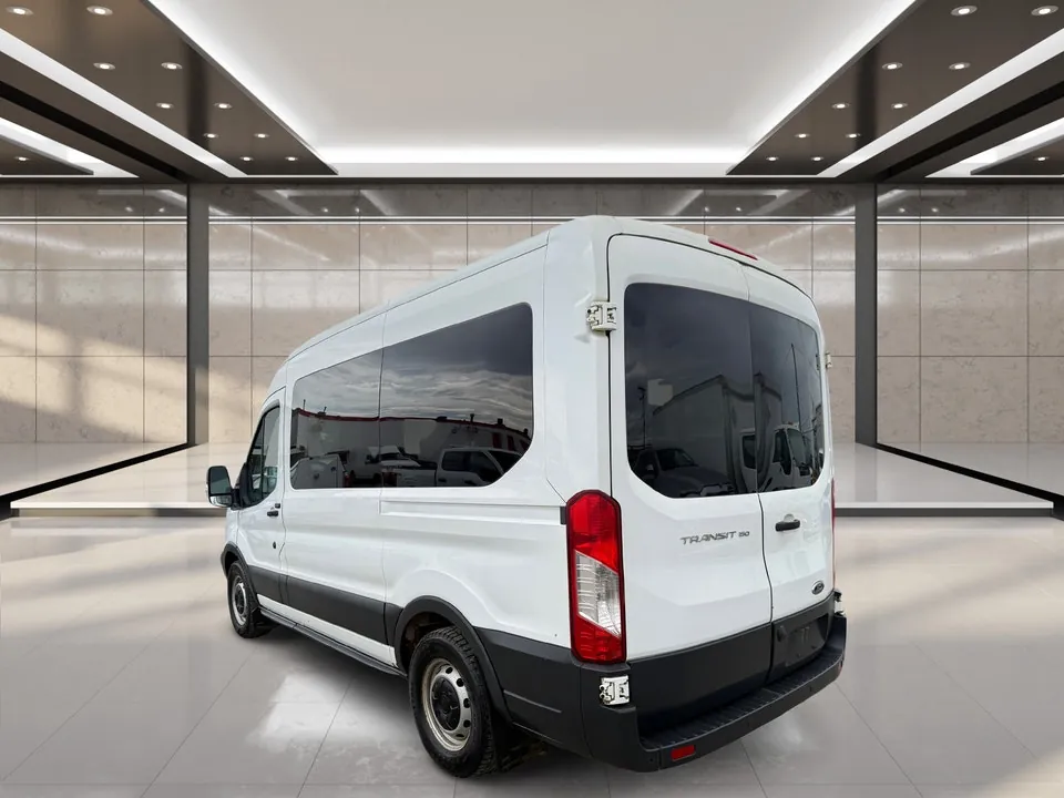 Ford Transit 2015 photo 4