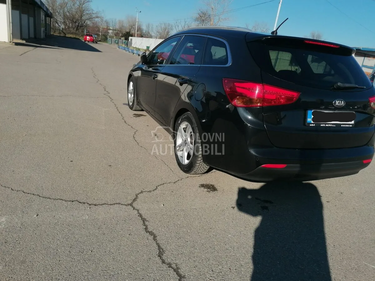 Kia Ceed Sw 2014 photo 3