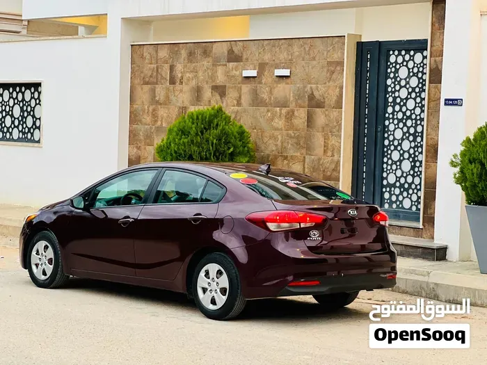 Kia Forte 2017 photo 4
