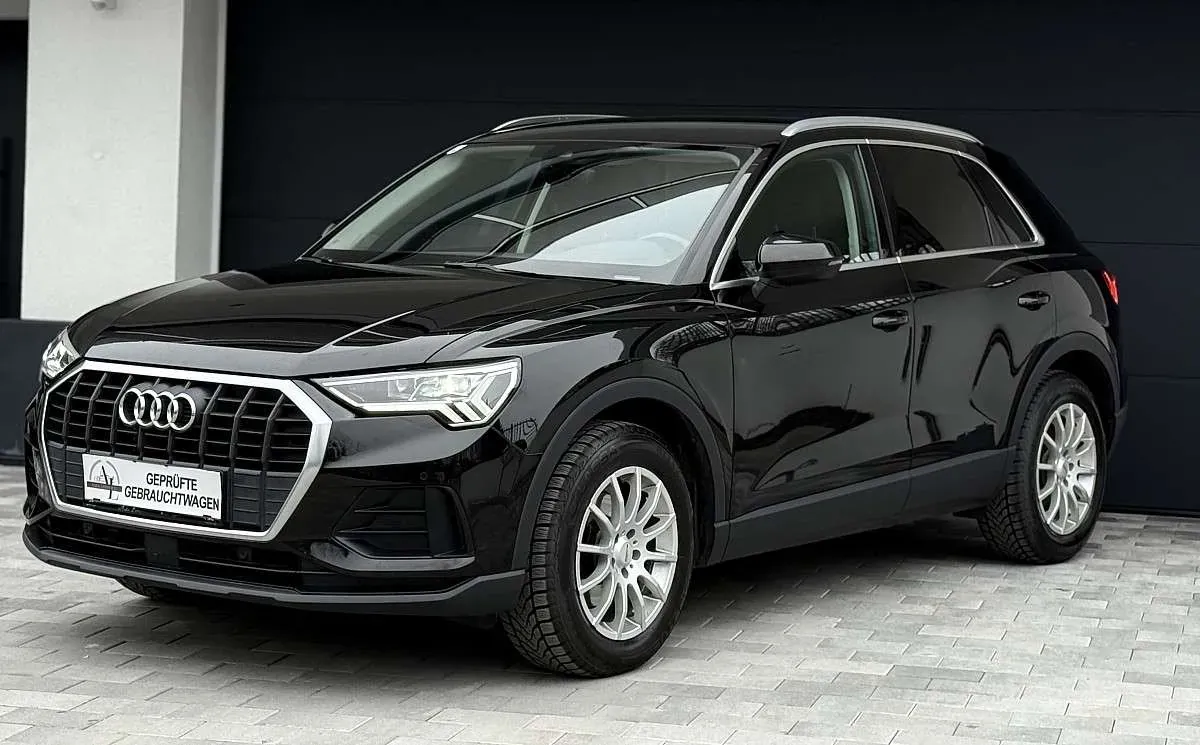 Audi Q3 2019 photo 3
