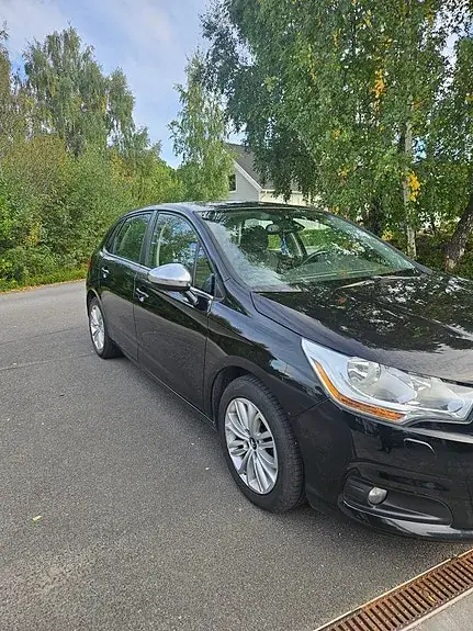 Citroen C4 2014 photo 2