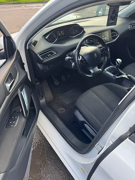 Peugeot 308 2016 photo 4