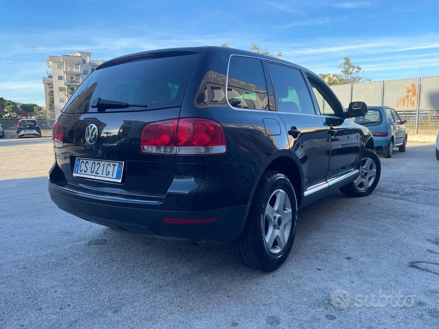 Volkswagen Touareg 2004 photo 3