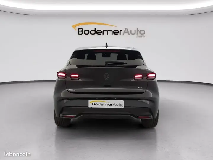 Renault Clio 2026 photo 4