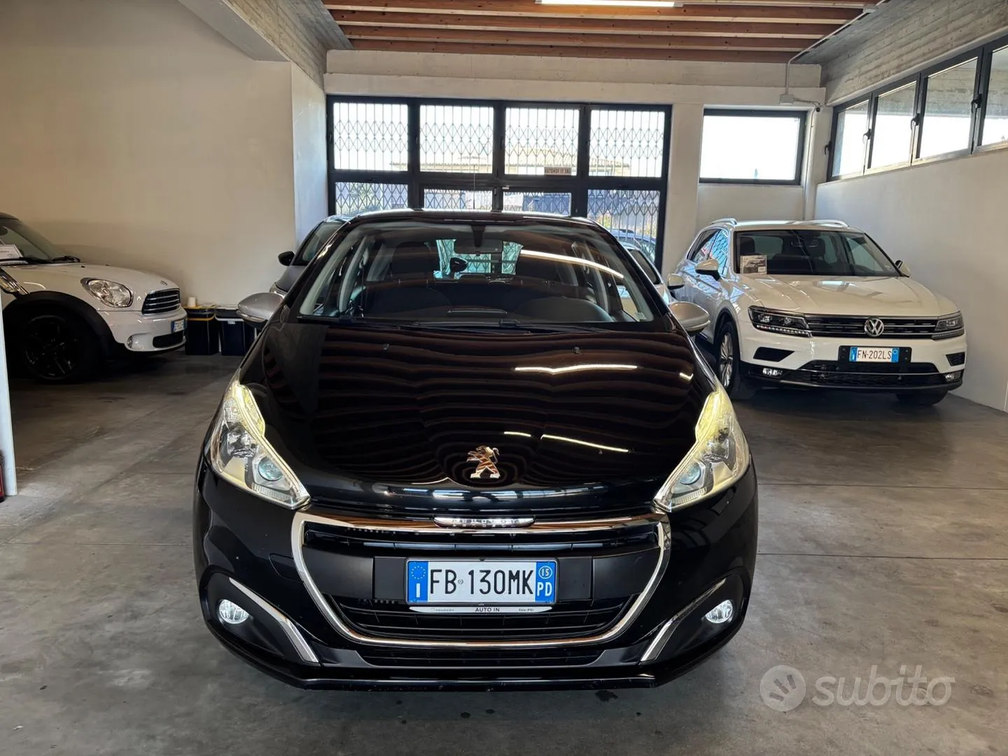 Peugeot 208 2015 photo 5