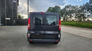 Opel Vivaro 2009 photo 3