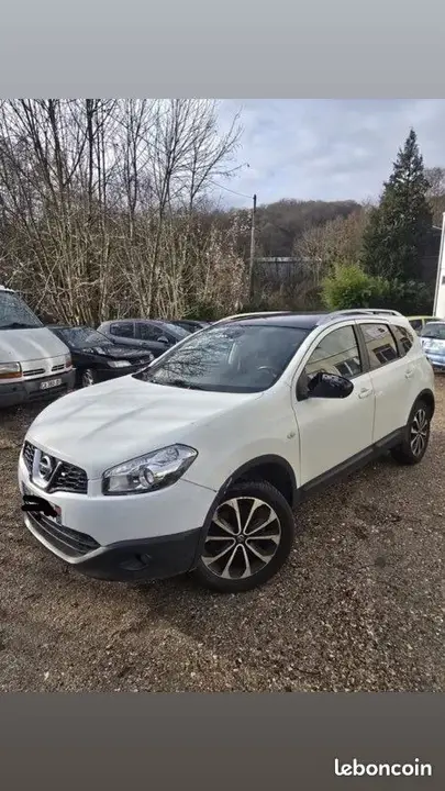 Nissan Qashqai+2