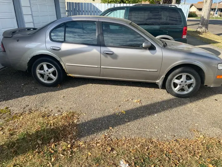 Nissan Maxima 1999 photo 3