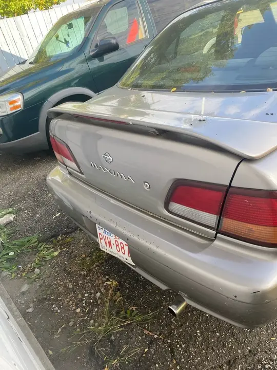 Nissan Maxima 1999 photo 4