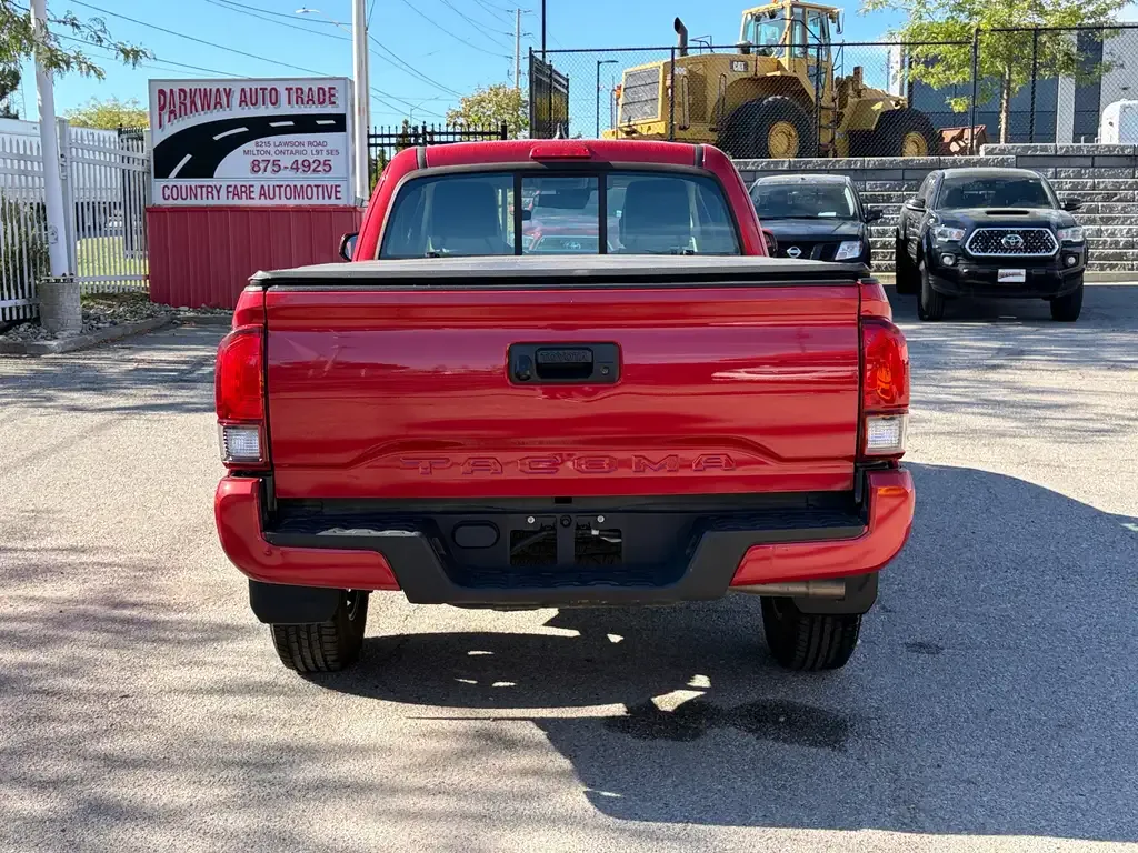 Toyota Tacoma 2018 photo 5