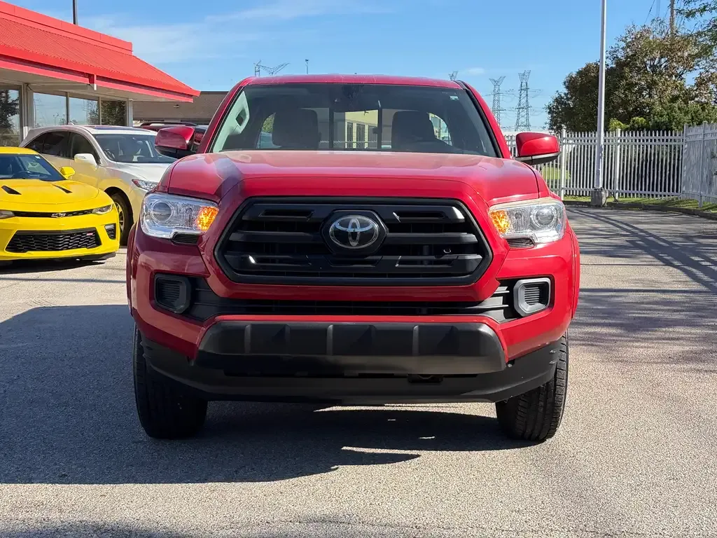 Toyota Tacoma 2018 photo 2