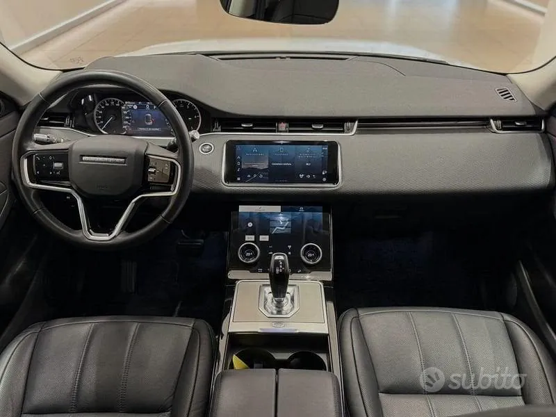Land Rover Evoque 2022 photo 4