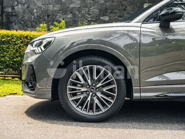 Audi Q3 2023 photo 5