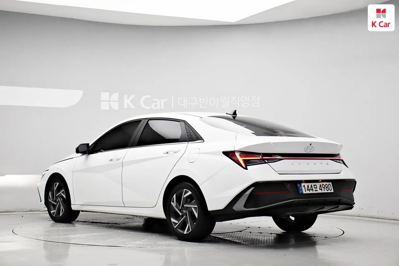 Hyundai Avante 2025 photo 2