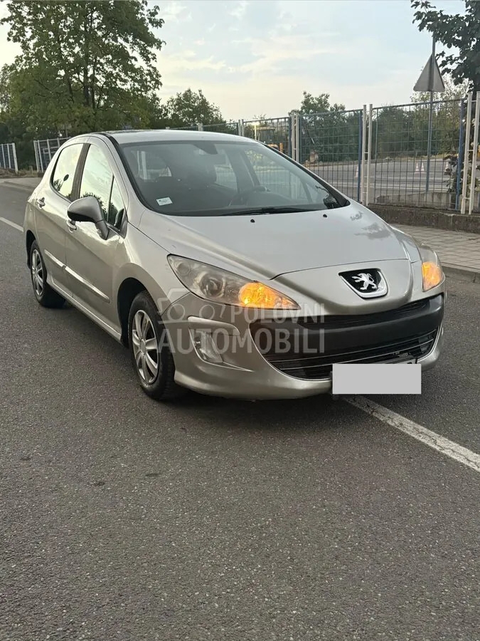 Peugeot 308 2008 photo 3