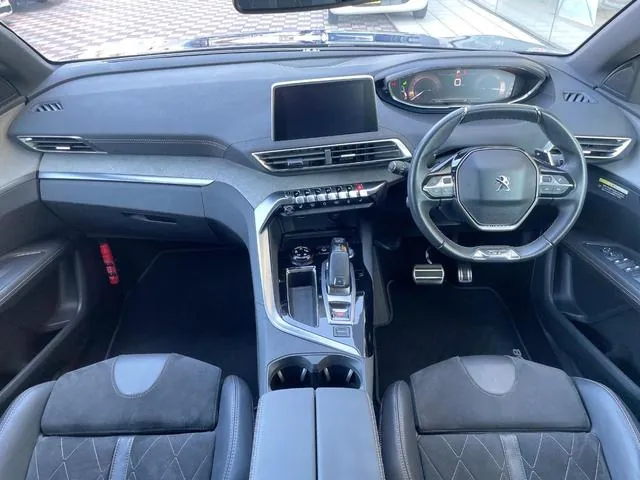 Peugeot 308 2018 photo 2