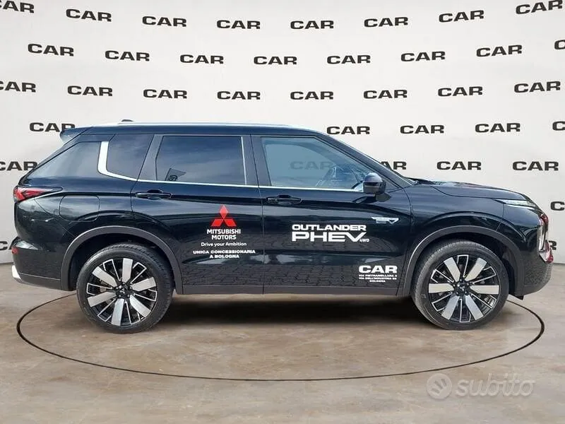 Mitsubishi Outlander 2026 photo 3