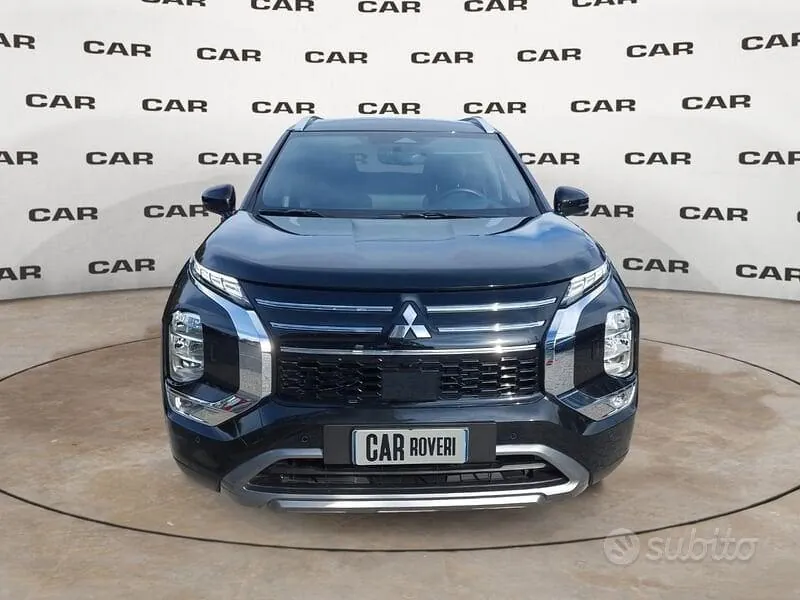 Mitsubishi Outlander 2026 photo 2