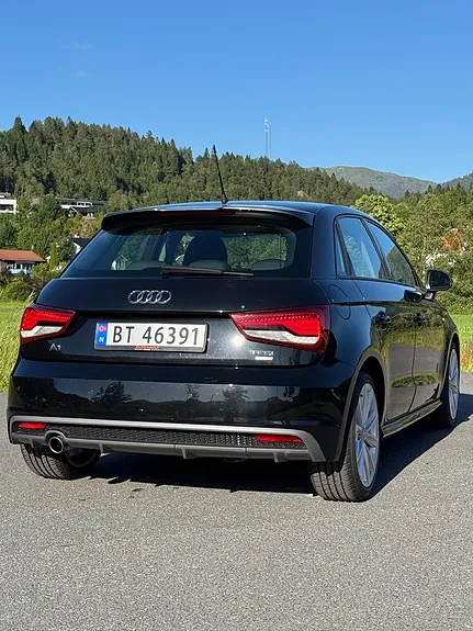 Audi A1 2016 photo 2