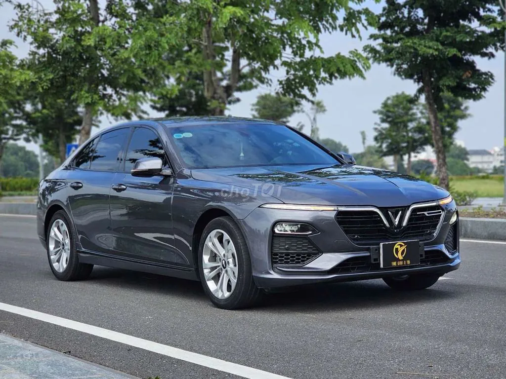 Vinfast Lux A 2021 photo 2