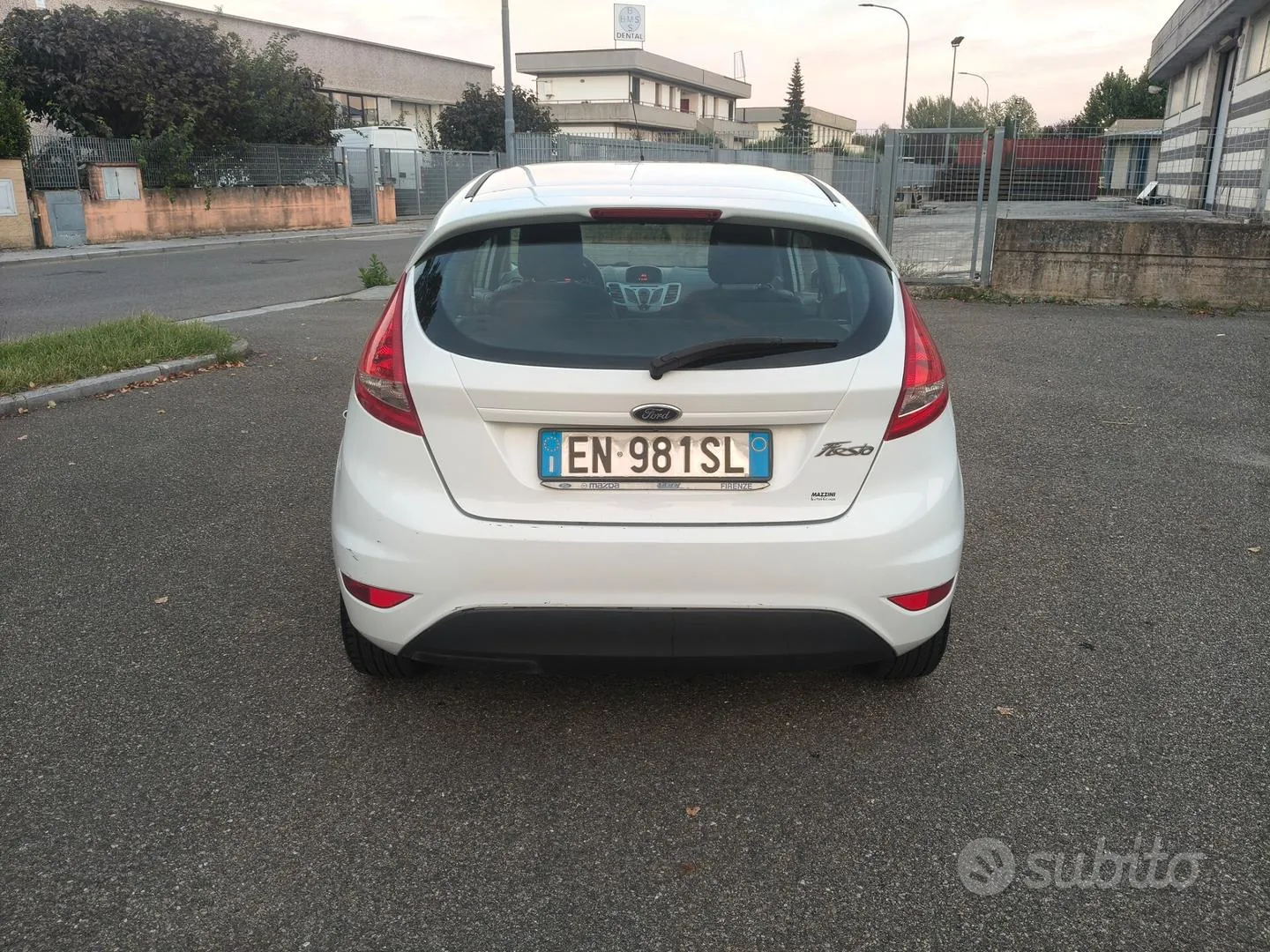 Ford Fiesta 2012 photo 4