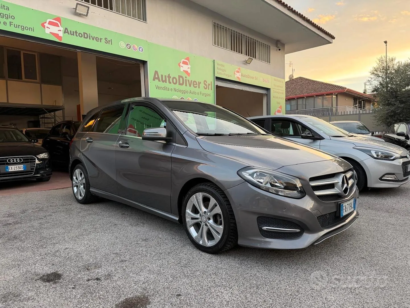 Mercedes-Benz B 180 2015 photo 2