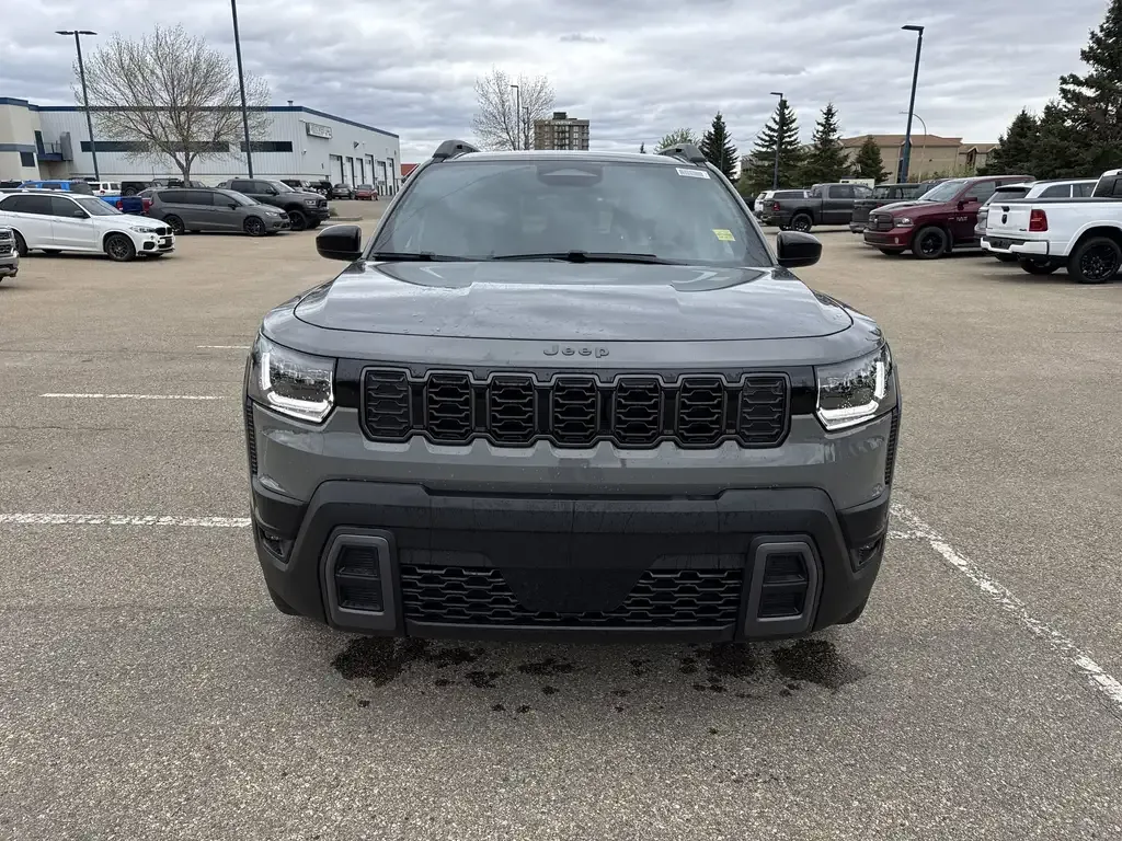 Jeep Cherokee 2026 photo 2