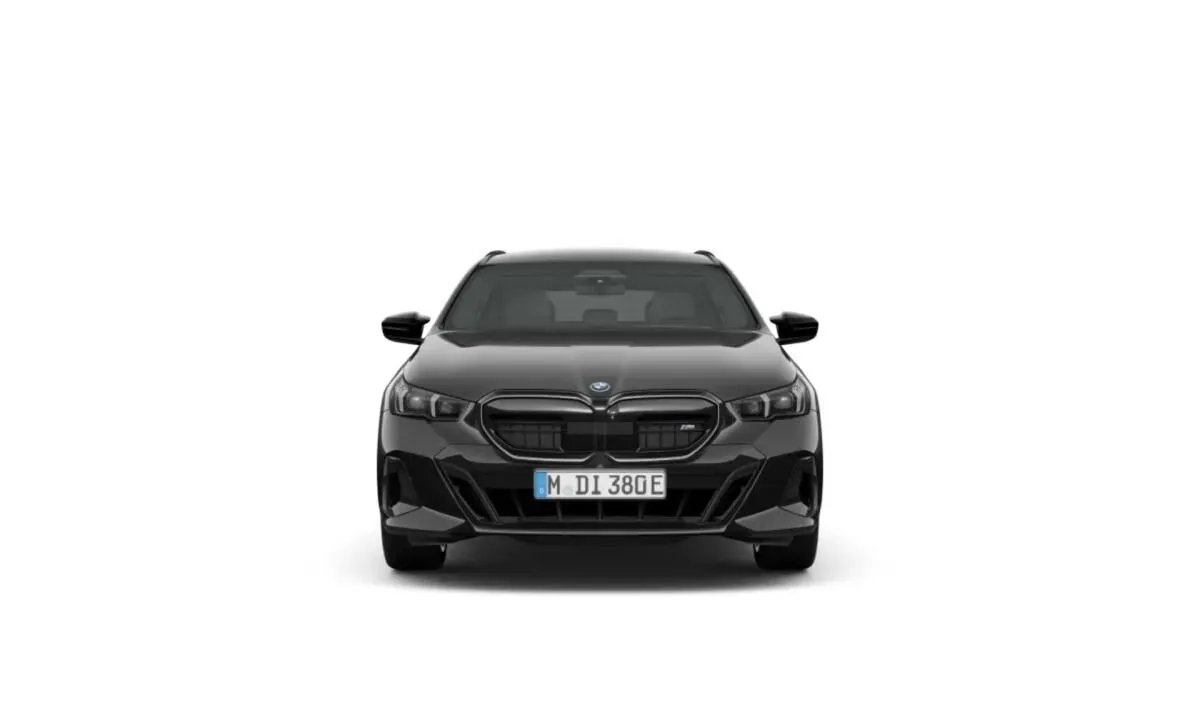 BMW I5 photo 2